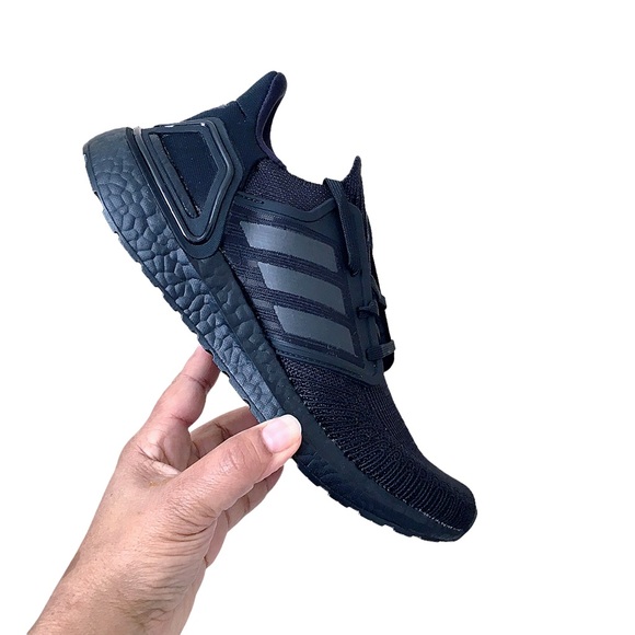 ADIDAS ULTRABoost 20 X James Bond 007 No Time To Die Special Edition Sne… - Picture 2 of 8